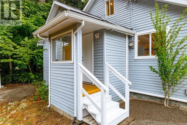 5934 Highland Ave, Duncan, BC, photo 3