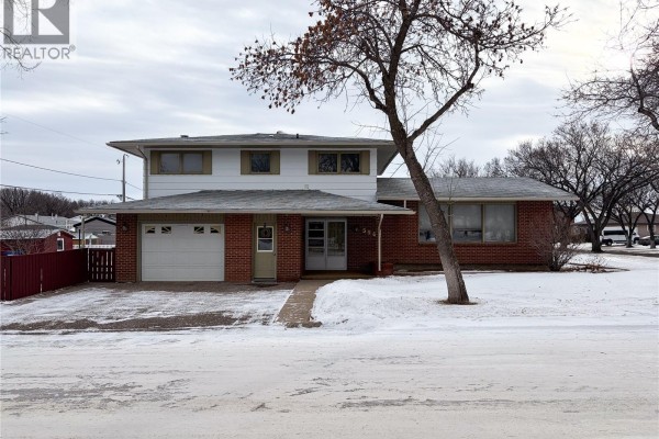 594 5th Street W, Shaunavon, SK, photo 2