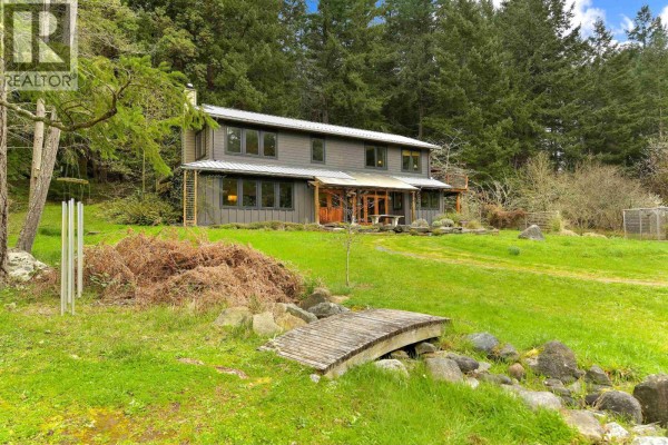 594 Horton Bay Road, Mayne Island, BC V0N2J2 Photo 5