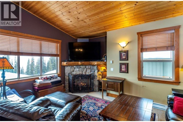 5940 Snowpines Way Unit# 12, Big White, BC, photo 3