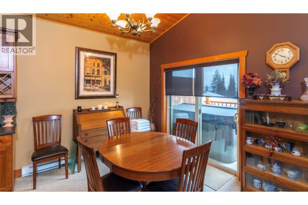 Living room - 5940 Snowpines Way Unit# 12, Big White, BC V1P1P3 Photo 4