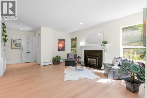 5948 Nancy Greene Way, North Vancouver, BC V7R4W1 Photo 4