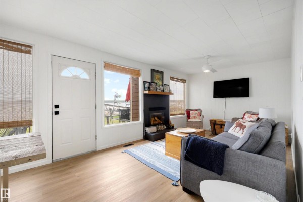 Bedroom 2 - 595 1 Av, Rural Parkland County, AB T0E2B0 Photo 5