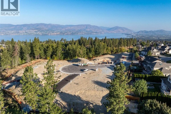 595 Benmore Place, Kelowna, BC V1W4Z3 Photo 5