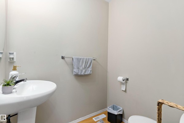 Bedroom 2 - 5950 164 Av Nw, Edmonton, AB T5Y0B2 Photo 5