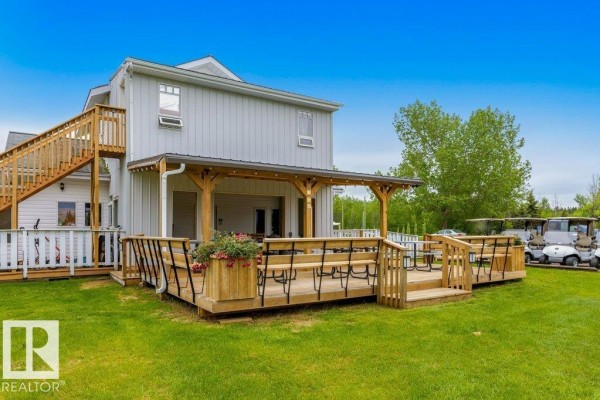 Great room - 59514 Range Road 132a, Rural Smoky Lake County, AB T0A3L0 Photo 5