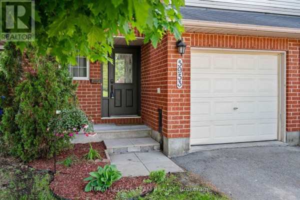 5953 Pineglade Crescent, Ottawa, ON K1W1G9 Photo 2