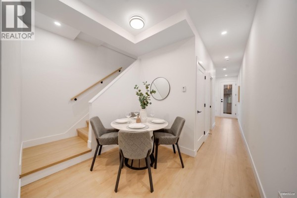5956 Hardwick Street, Burnaby, BC V5G1R6 Photo 4
