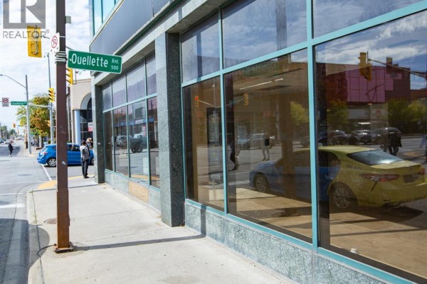 596 Ouellette Avenue, Windsor, ON  Photo 4
