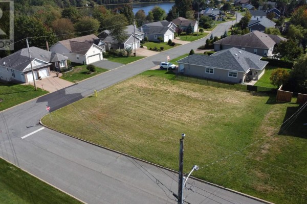 596 Terrace Street, New Glasgow, NS B2H6B4 Photo 2
