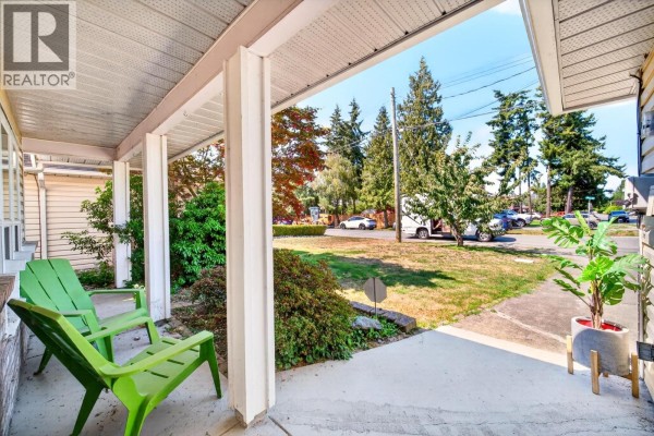 5962 49a Avenue, Delta, BC V4K4L9 Photo 3