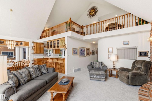 Kitchen - 597 1 Av N, Rural Parkland County, AB T0E2B0 Photo 3
