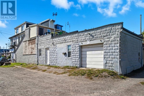 597 Barton Street E, Hamilton, ON, photo 2
