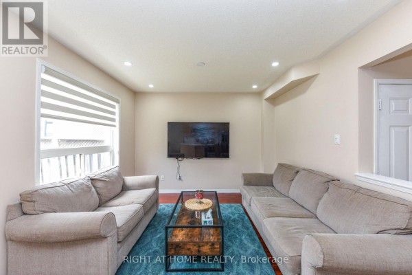 Primary Bedroom - 5986 Long Valley Road, Mississauga, ON L5M6K4 Photo 5