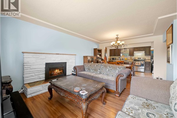 5987 Malvern Avenue, Burnaby, BC V5E3E7 Photo 4