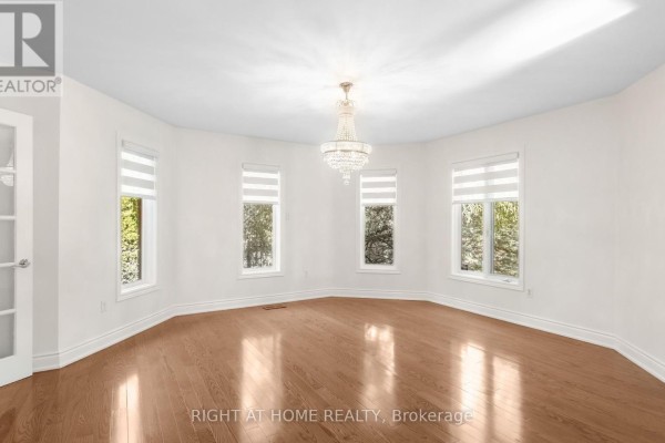 Family room - 5994 Tweed Court, Mississauga, ON L5M5S6 Photo 5