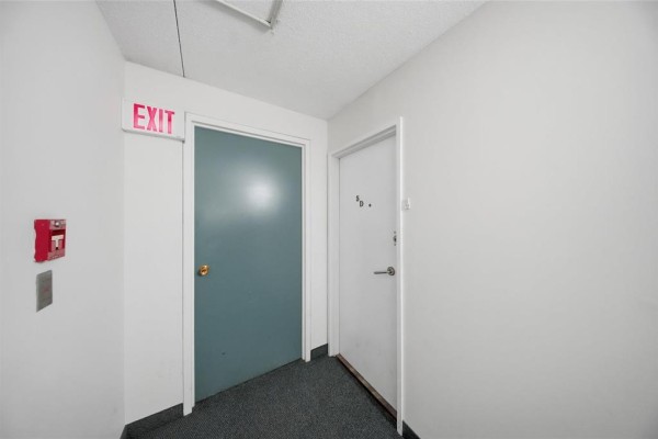 Primary Bedroom - 5d 1975 Corydon Avenue, Winnipeg, MB R3P0R1 Photo 4