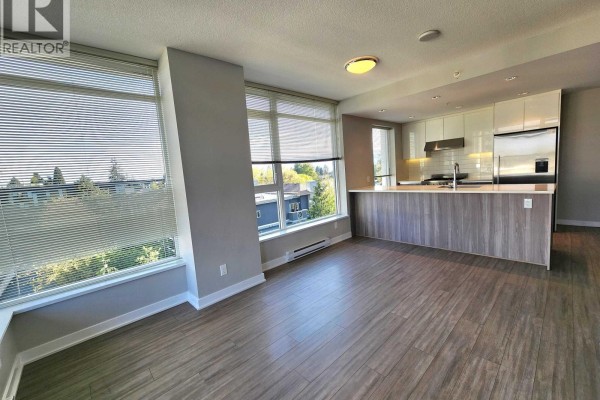 5xx 4900 Lennox Lane, Burnaby, BC V5H0G9 Photo 3