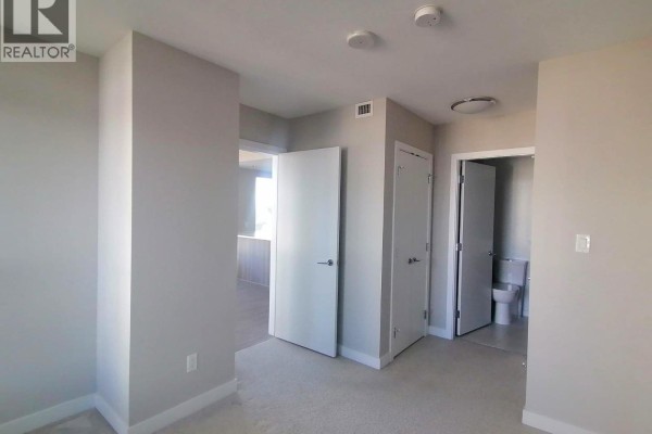 5xx 4900 Lennox Lane, Burnaby, BC V5H0G9 Photo 5