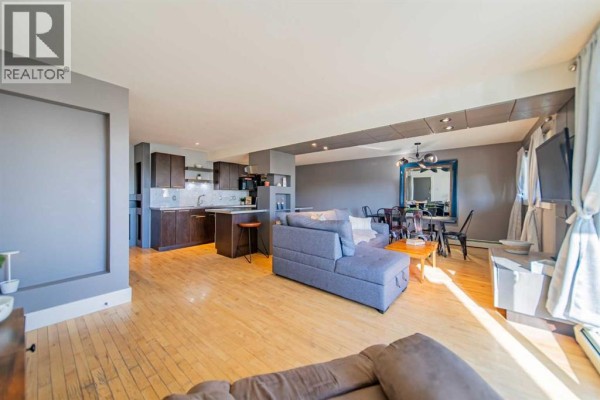 Primary Bedroom - 6, 1530 26 Avenue Sw, Calgary, AB T2T1C5 Photo 3