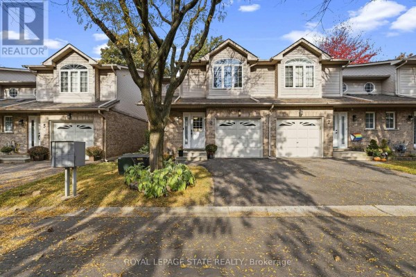 6 - 1335 Guelph Line, Burlington, ON L7P2T2 Photo 2