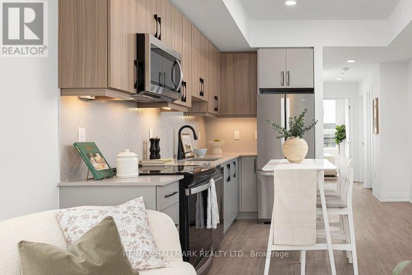 6 - 15 Brenthall Avenue, Toronto, ON M2R0B3 Photo 3