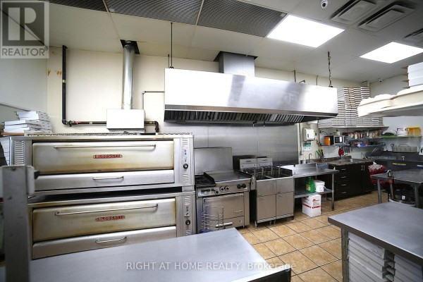 6 - 15 Lockport Way, Hamilton, ON, photo 3