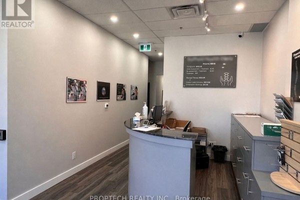 6 - 250 Cochrane Drive, Markham, ON L3R8E5 Photo 3