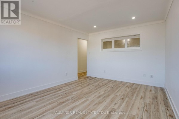 6 - 310 Cyr Avenue, Ottawa, ON K1L7N7 Photo 5