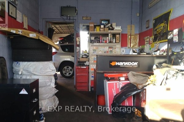 6 - 375 Danforth Road, Toronto, ON M1L3X8 Photo 3