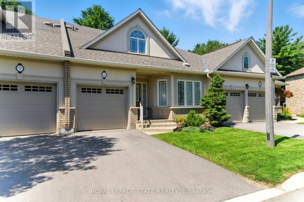 6 - 40 Wesleyan Court, Hamilton, ON, photo 2