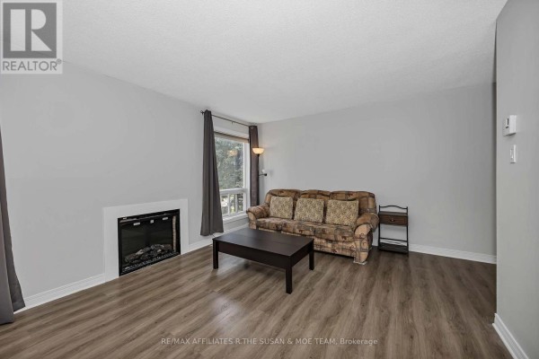 6 - 500 Fenerty Court, Ottawa, ON K2L3B1 Photo 5