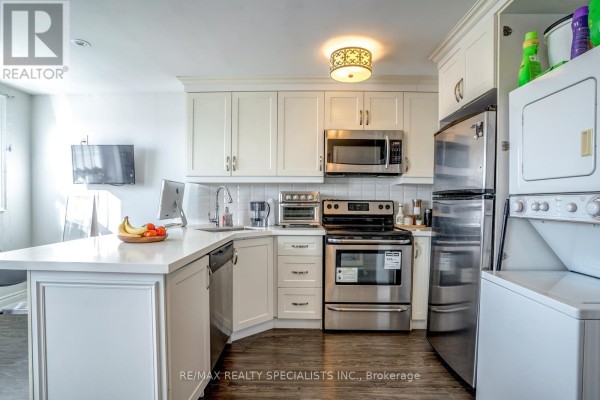 1 - 6 Brant Street, Mississauga
