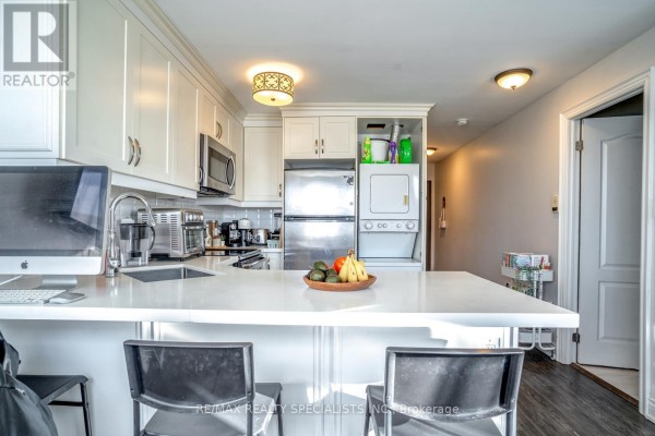 1 - 6 Brant Street, Mississauga, ON L5G3N8 Photo 4