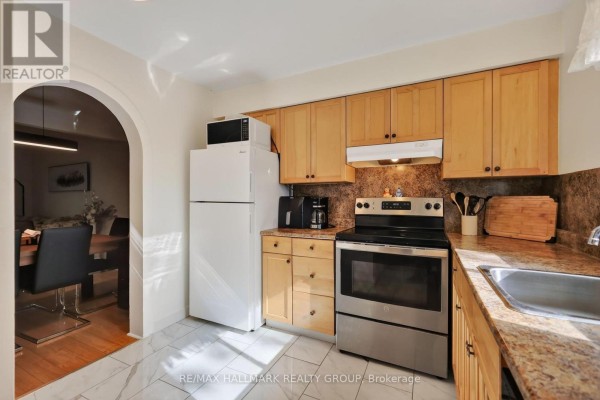6156 Brookside Lane, Ottawa, ON K1C2K7 Photo 4