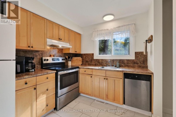 6156 Brookside Lane, Ottawa, ON K1C2K7 Photo 5