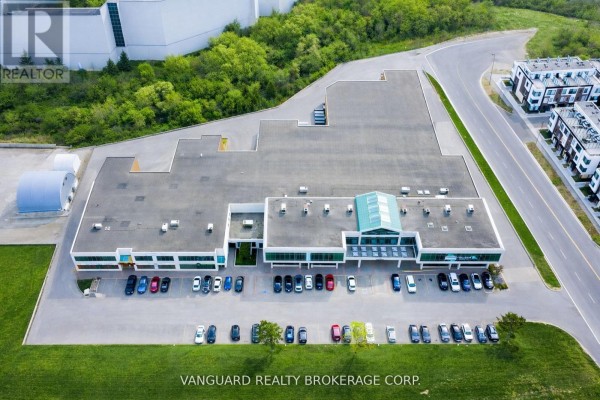 6 - 7941 Jane Street, Vaughan