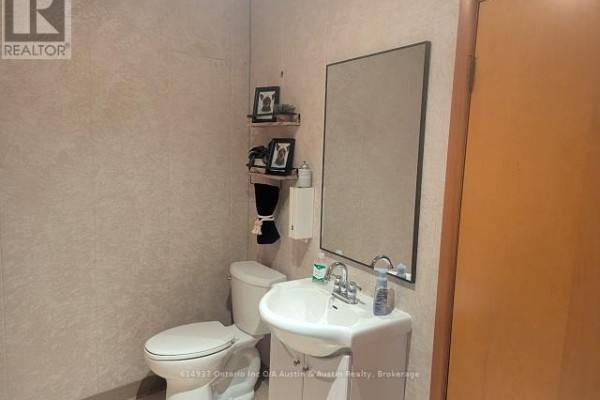 6 & 8 Earl Avenue, Dryden, ON P8N1X3 Photo 4