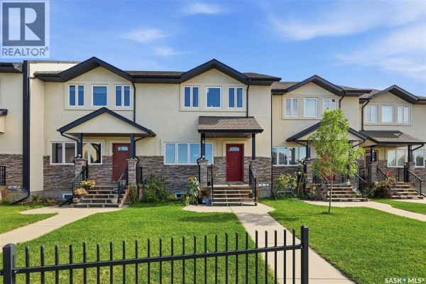 Den - 6 1703 Patrick Crescent, Saskatoon, SK S7W0G4 Photo 2