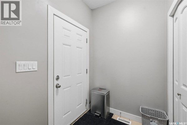 Kitchen/Dining room - 6 1703 Patrick Crescent, Saskatoon, SK S7W0G4 Photo 5