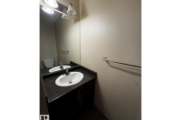 Bedroom 2 - #6 1820 34 Av Nw, Edmonton, AB T6T0N9 Photo 5