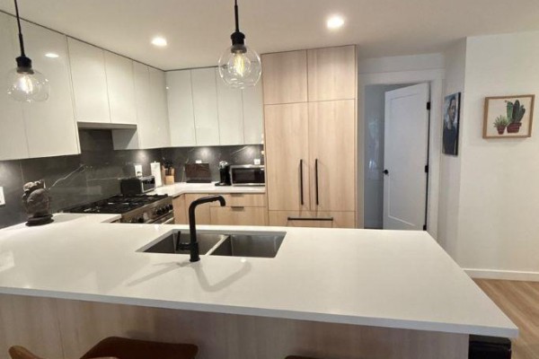 6 237 Ridgeway Avenue, North Vancouver, BC V7L0H6 Photo 4