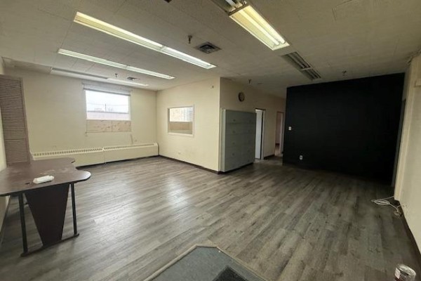 6 367 Poplar Avenue, Winnipeg, MB R2L0K1 Photo 2