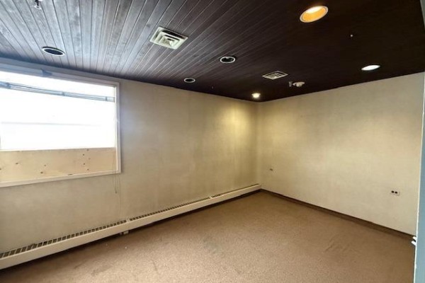 6 367 Poplar Avenue, Winnipeg, MB R2L0K1 Photo 4