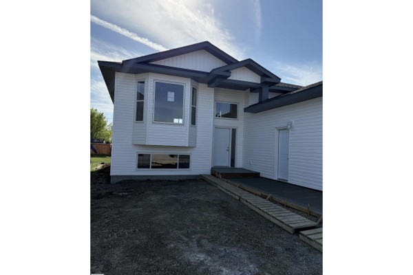 Dining room - 6 4 Av, Hay Lakes, AB T0B1W0 Photo 2