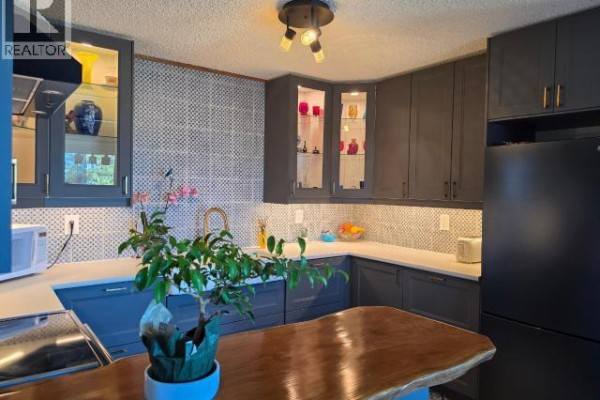 3pc Bathroom - 6-4420 Quebec Ave, Powell River, BC V8A5L5 Photo 5