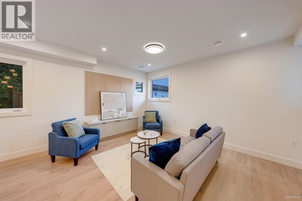 6 6136 Irmin Street, Burnaby, BC V5J1Z1 Photo 5