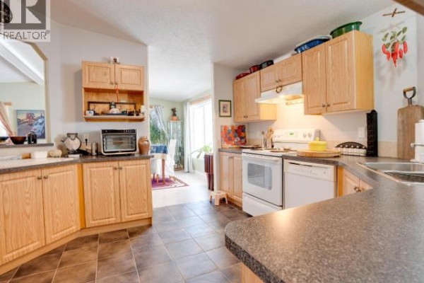 4pc Bathroom - 6-7520 Nootka Street, Powell River, BC V8A5S2 Photo 5