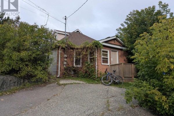 6 Boundary Lane, Timmins
