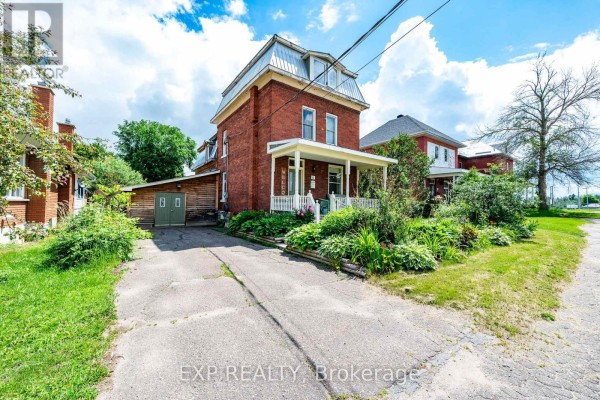 6 Crawford Street, Whitewater Region, ON, photo 2
